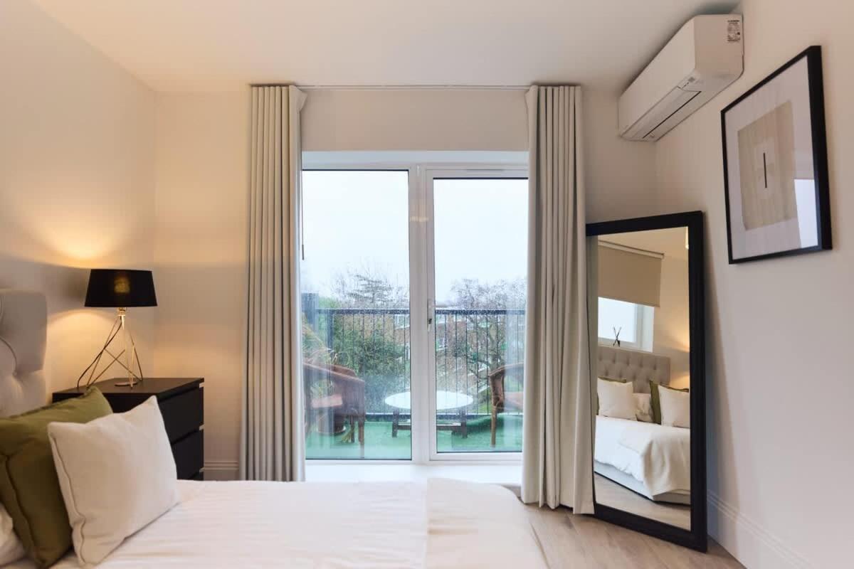 Apartment The Wembley Park Arms - Modern 2bdr Flat With Parking + Balcony