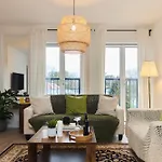 The Wembley Park Arms - Modern 2Bdr Flat With Parking + Balcony