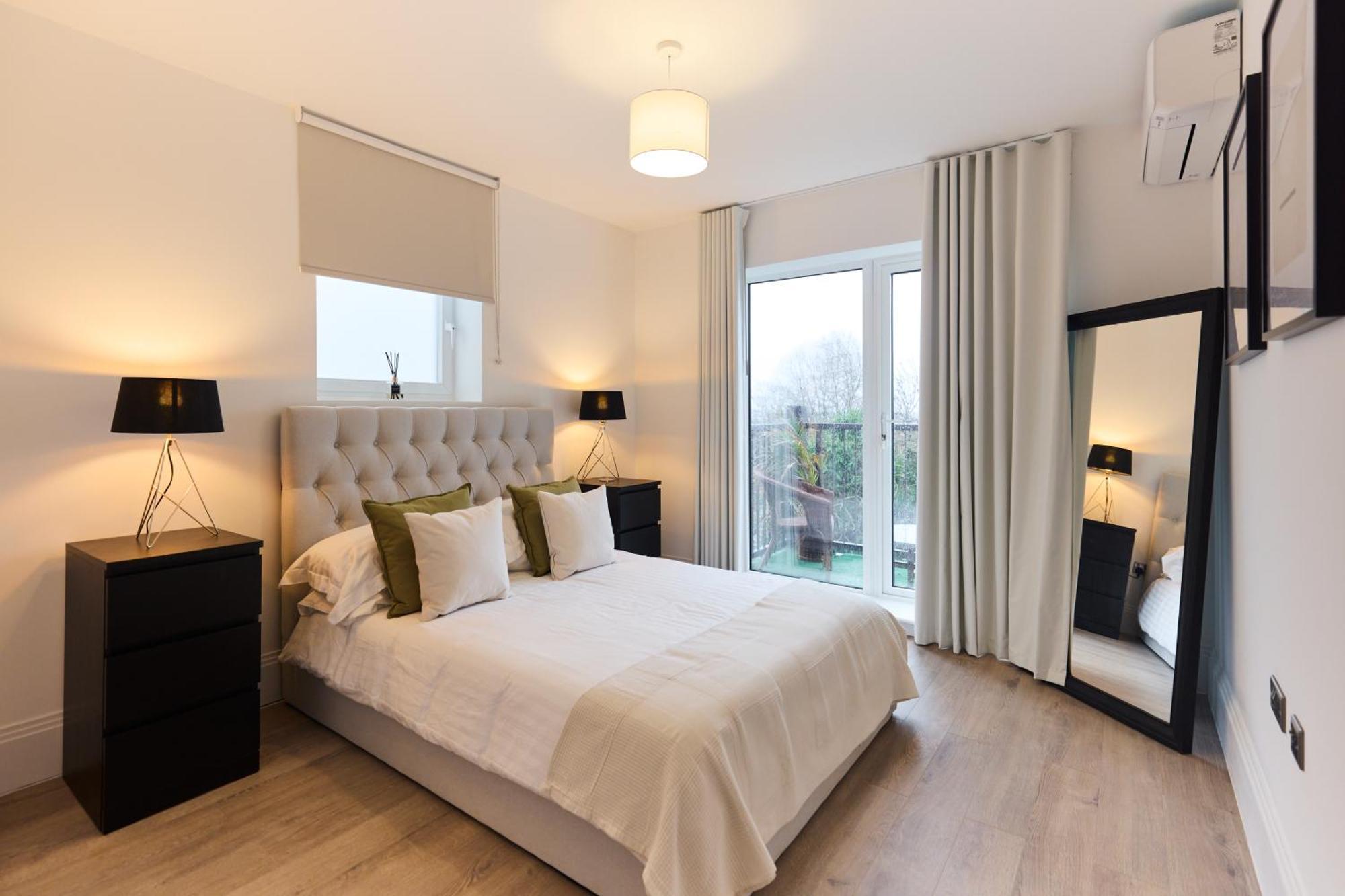 The Wembley Park Arms - Modern 2bdr Flat With Parking + Balcony Appartamento *