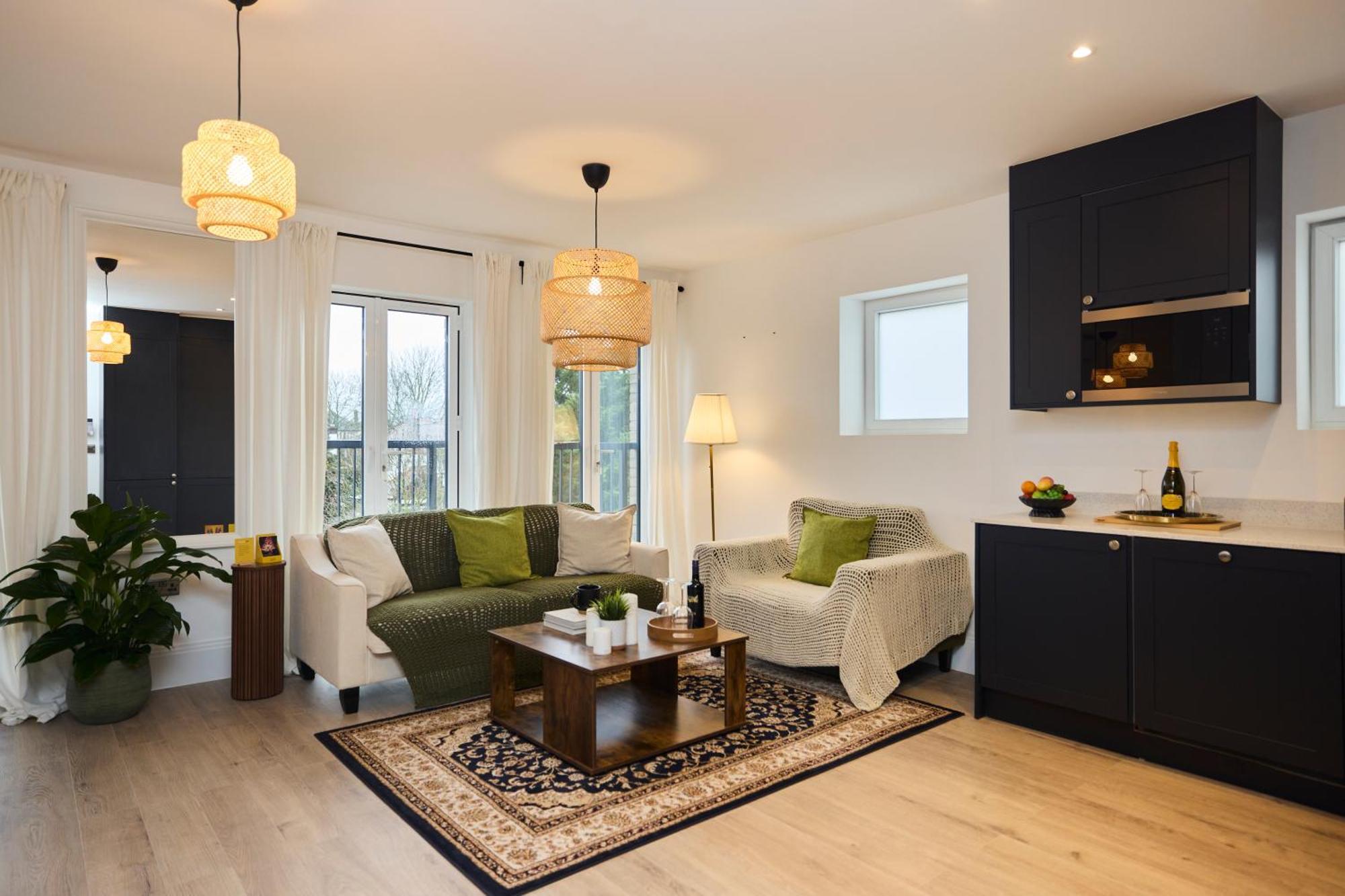 The Wembley Park Arms - Modern 2bdr Flat With Parking + Balcony