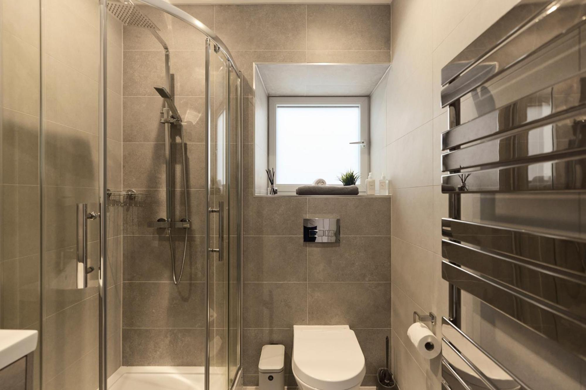 The Wembley Park Arms - Modern 2bdr Flat With Parking + Balcony *